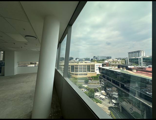 1,750M² OFFICE TO LET IN SANDTON CENTRAL
